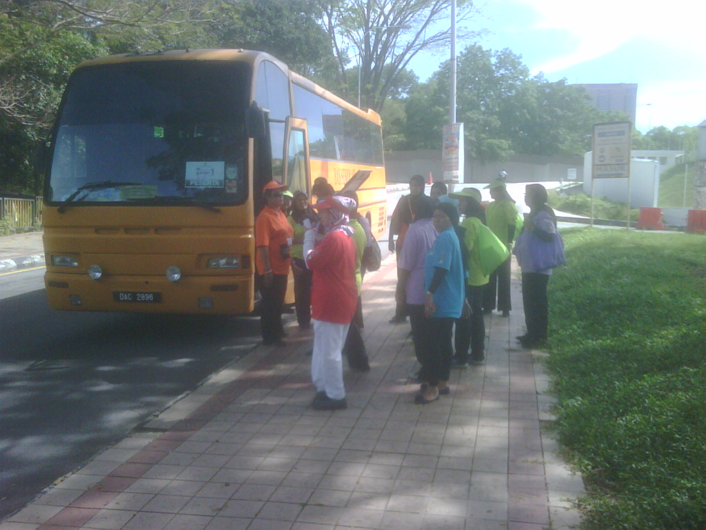 selangor gaps demonstration 051210 1 malaysia dance particpants