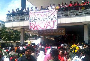 selangor protest against syabas 20101205 student banner