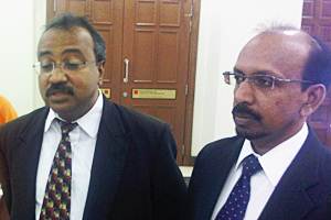 manoharan and uthayakumar sue government 091210