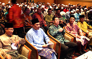 maal hijrah seminar 071210 crowd