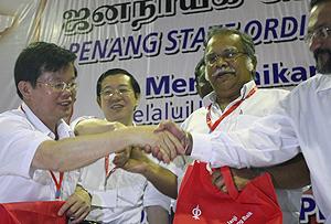penang dap convetion 121210 guan eng congratulate chow and ramasamy, jagdeep