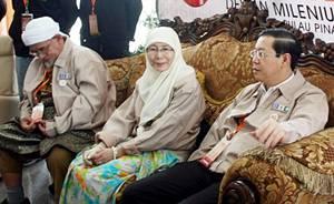 pakatan leaders pc in pakatan 2nd convention 191210 01