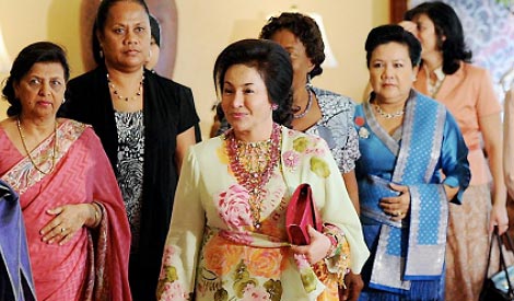 'Girls like handbags,' says deputy minister in defending Rosmah