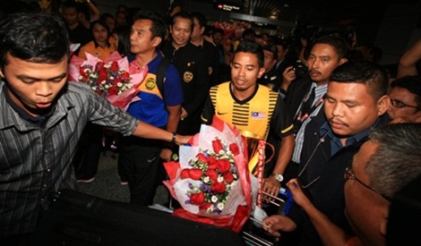 malaysian football team suzuki cup arrival in klia