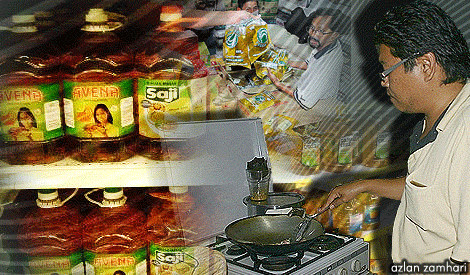 Cooking oil seized from mini market in Puchong