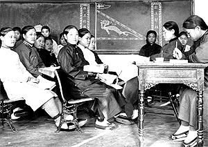 china late ching daynasty female student