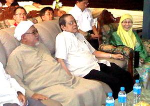 tenang by election pas announce candidate 160111 hadi wan azizah lim kit siang