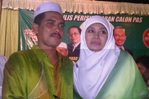 Normala Sudirman and husband Makrof Abd Mutalib