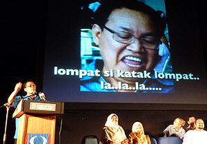 pkr forum 010211 nik nazmi