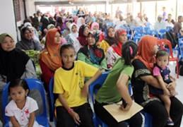 zahrain attend welcome back programme by bayan baru folks 200211 bukit gedung residents