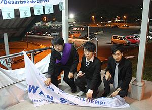 usm campus election banner burn 200211 pro aspirasi candidates show banners