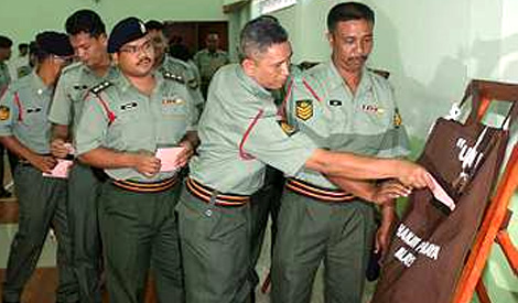 Pakatan's 'difficult battle' with army postal votes