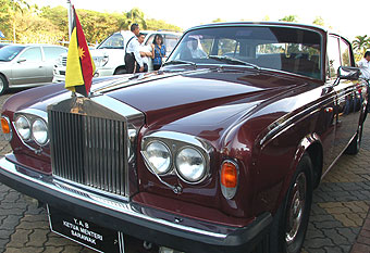 bn candidates announcement pbb hq 030411 rolls royce maroon
