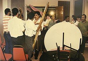 apcet ii hearing mob photos 100306 breach