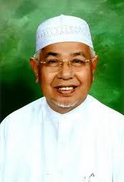 pengerusi jawatankuasa pemilihan parti Datuk Abdul Halim Abd Rahman