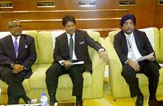 royal commission press conference 300511