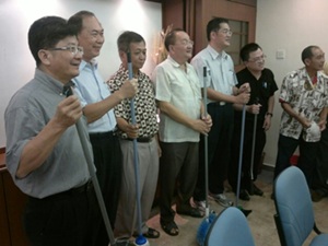police crack down bersih 290611 melacca chinese assembly hall 03