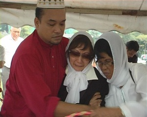 raja aziz addruse funeral 2