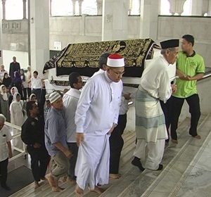 raja aziz addruse funeral 1
