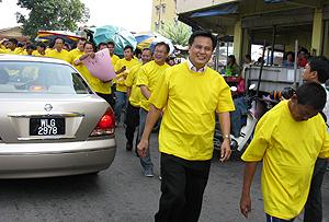 ean yong rebut mca 300711 01