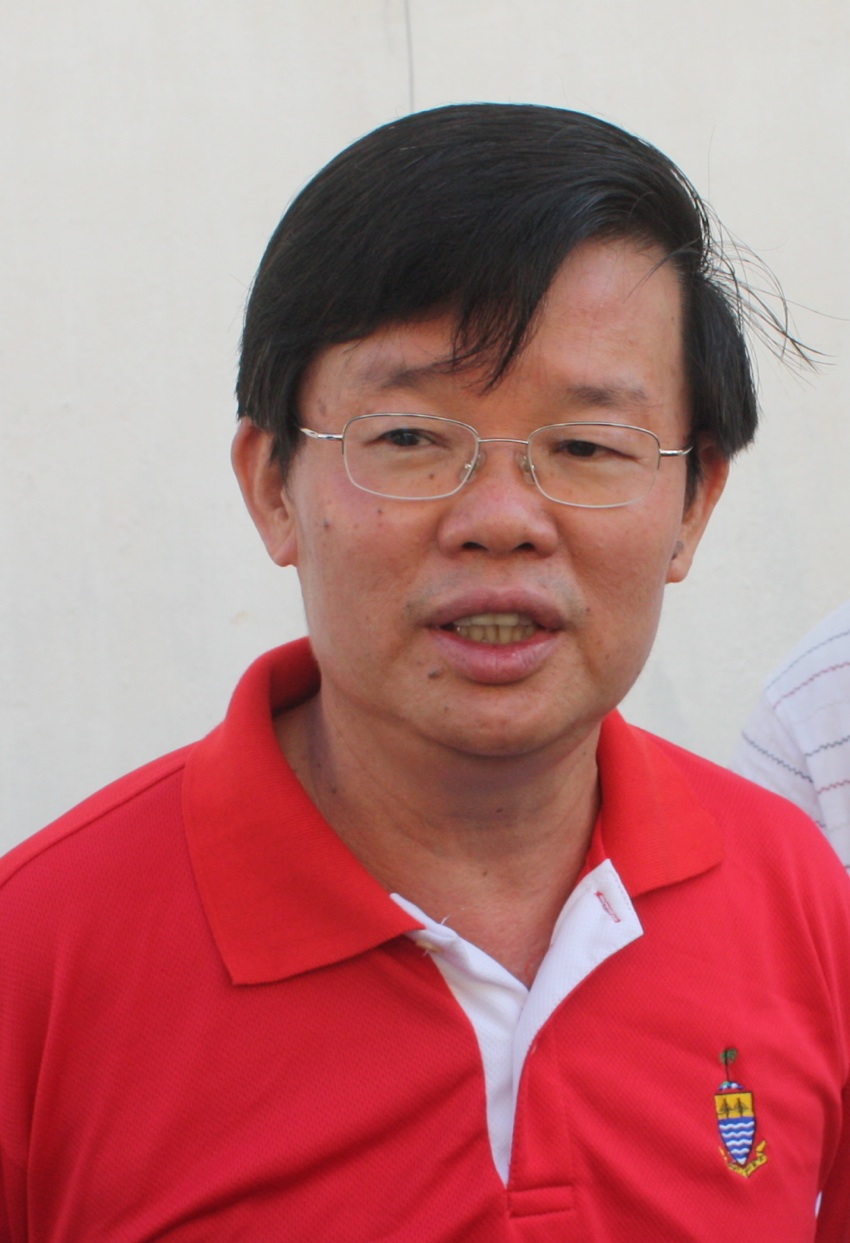 penang dap headquaters splash by red paint 140811 chow kon yeow
