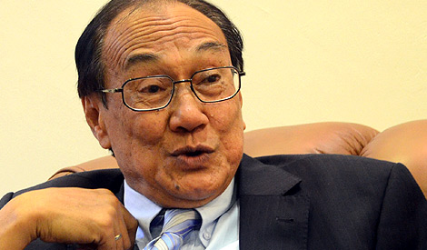 Ex-CJ: AG's decision not open for judicial review