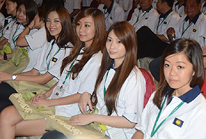 mca youth agm 011011 girl