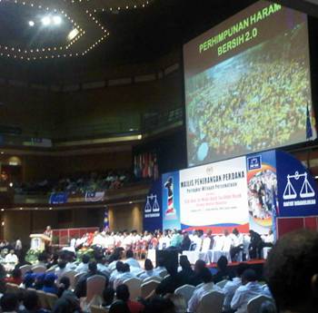 Najib function PWTC Sunday 10 Oct Bersih slide