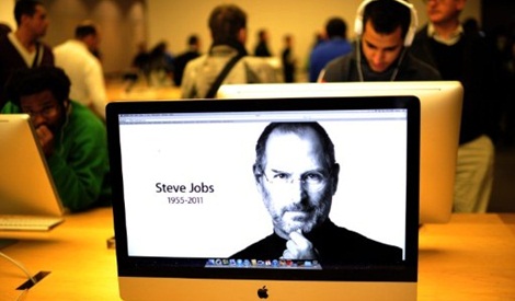 Apple founder Steve Jobs dies at 56