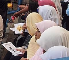 himpun rally 221011 muslimat reading booklet