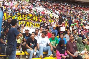 himpun rally 221011 crowd frontimage