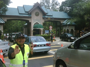 uia student demosupporting aziz bari