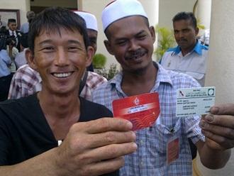 mat rempit protest in penang with dap lee on the left