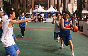 YBs can jump, friendly basketball with Malaysiakini