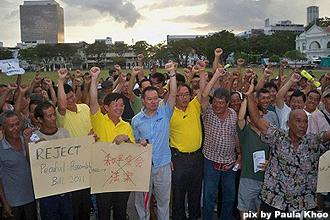 penang protest over peaceful assembly bill 271111 01