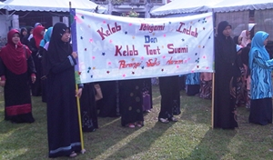 obedient wives club on illicit sex 281111 with banner story image