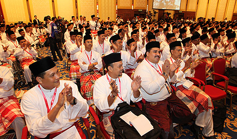 'Beri ruang generasi muda warisi perjuangan Umno'