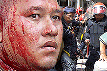 police brutality at klcc demo on bloody sunday 280506