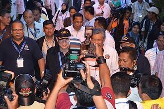 lim guan eng submarine ride 091211 return 01