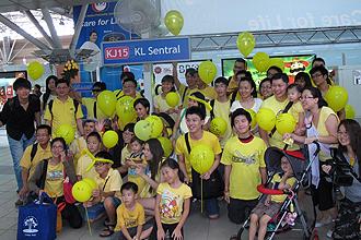 killthebill lrt new year wish yellow protest 311211 12