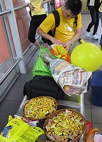 killthebill lrt new year wish yellow protest 311211 07
