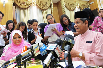 mahmood adam home ministry director general front
