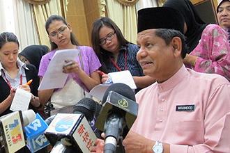 kdn mahmood adam on nanyang 301211 01