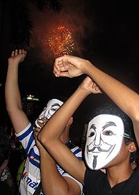 v for merdeka 010112 03
