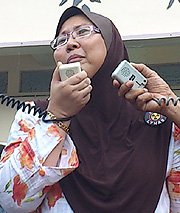 sg lembing lynas protest 110312