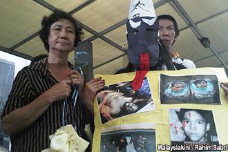teoh beng hock supporter protest at selangor macc 070412 08
