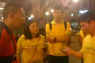 bersih flyer distribution block by police 250412 01