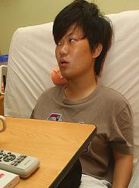 photographer bitten by police during bersih rally 290412 china press