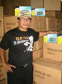 donated to buy radio sarawak 140512 02