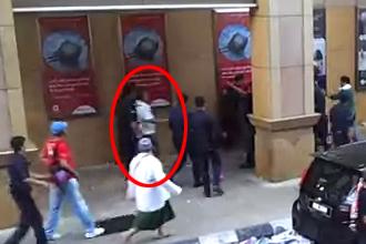 mohd saufi attacked by police 160512 04